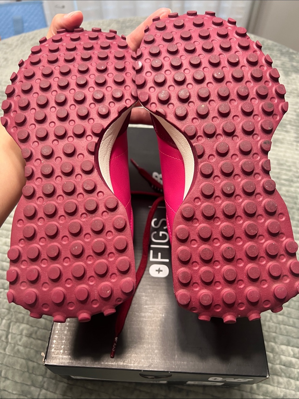 Figs New Balance 327 Sneakers - Picture 11 of 15